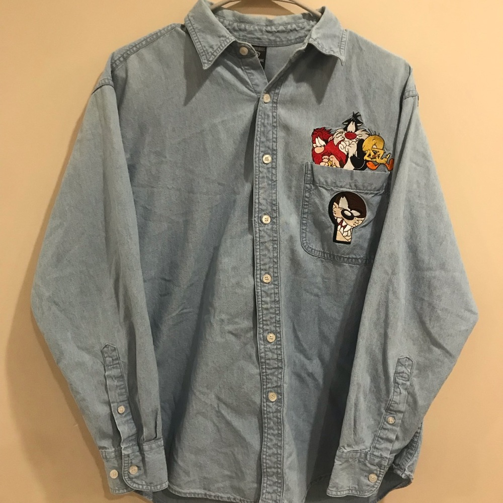 Warner Bro’s vintage button up